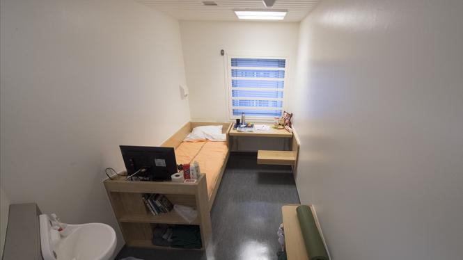 Två av sex dödsfall de senaste månaderna har inträffat på Kronobergshäktet.