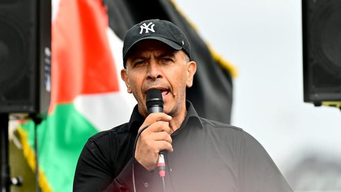 Sami Suliman vid en demonstration i september 2025.