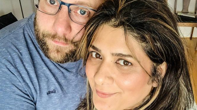 Elham har bott i Sverige i tio år – nu hotas hon av utvisning till Iran.