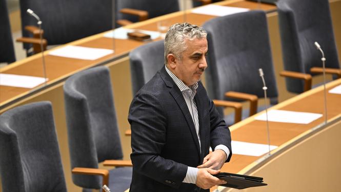 Kadir Kasirga (S), riksdagsledamot i trafikutskottet. 