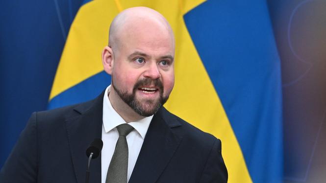 Landsbygdsminister Peter Kullgren (KD) presenterade under tisdagens en lagrådsremiss med förslag inom skogspolitiken.