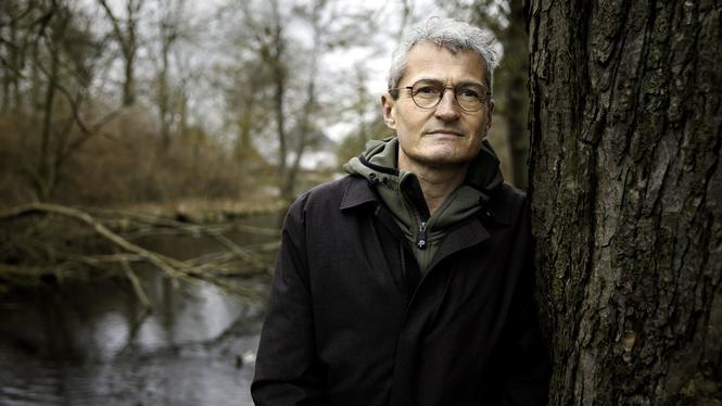 När statsminister Mette Frederiksen la fram ett förslag om en förmögenhetsskatt sparkade många av Danmarks rikaste bakut. Inte multimiljardären Jacob Jelsing. Han välkomnar den.