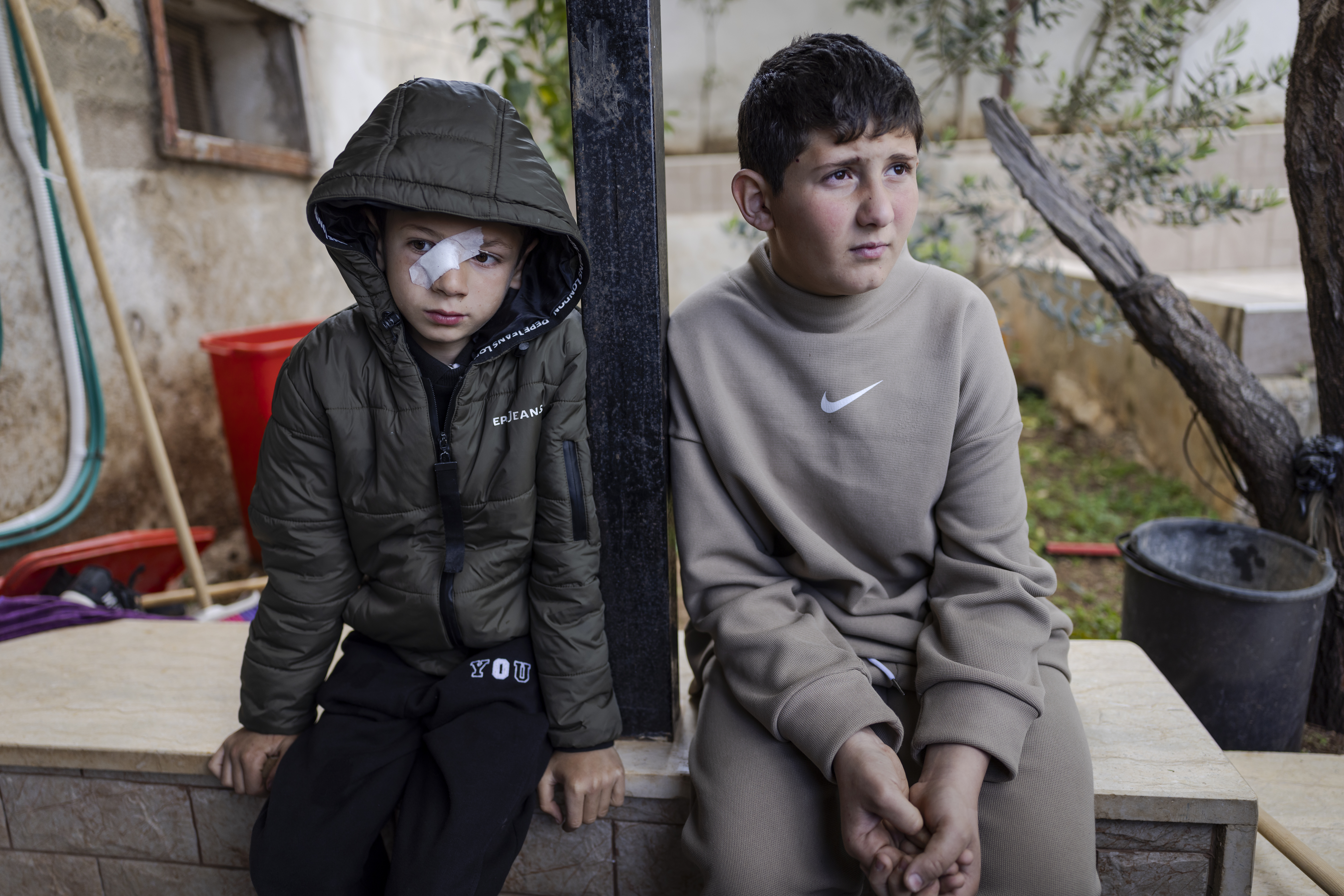 Pappa Ali, mamma Waad, 35, och de yngre bröderna Othman, sju, och Mohammed, fem, finns inte längre.