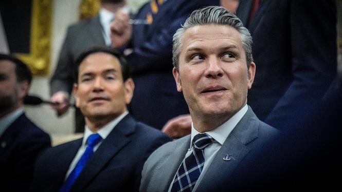 Att USA idag genomför det ständiga kriget kan inte förklaras av lögner om demokrati eller myter om västligt stöd till kvinnokamp – eller om brist på olja, skriver Johan Jenny Ehrenberg.