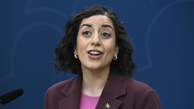 Simona Mohamsson (L). 