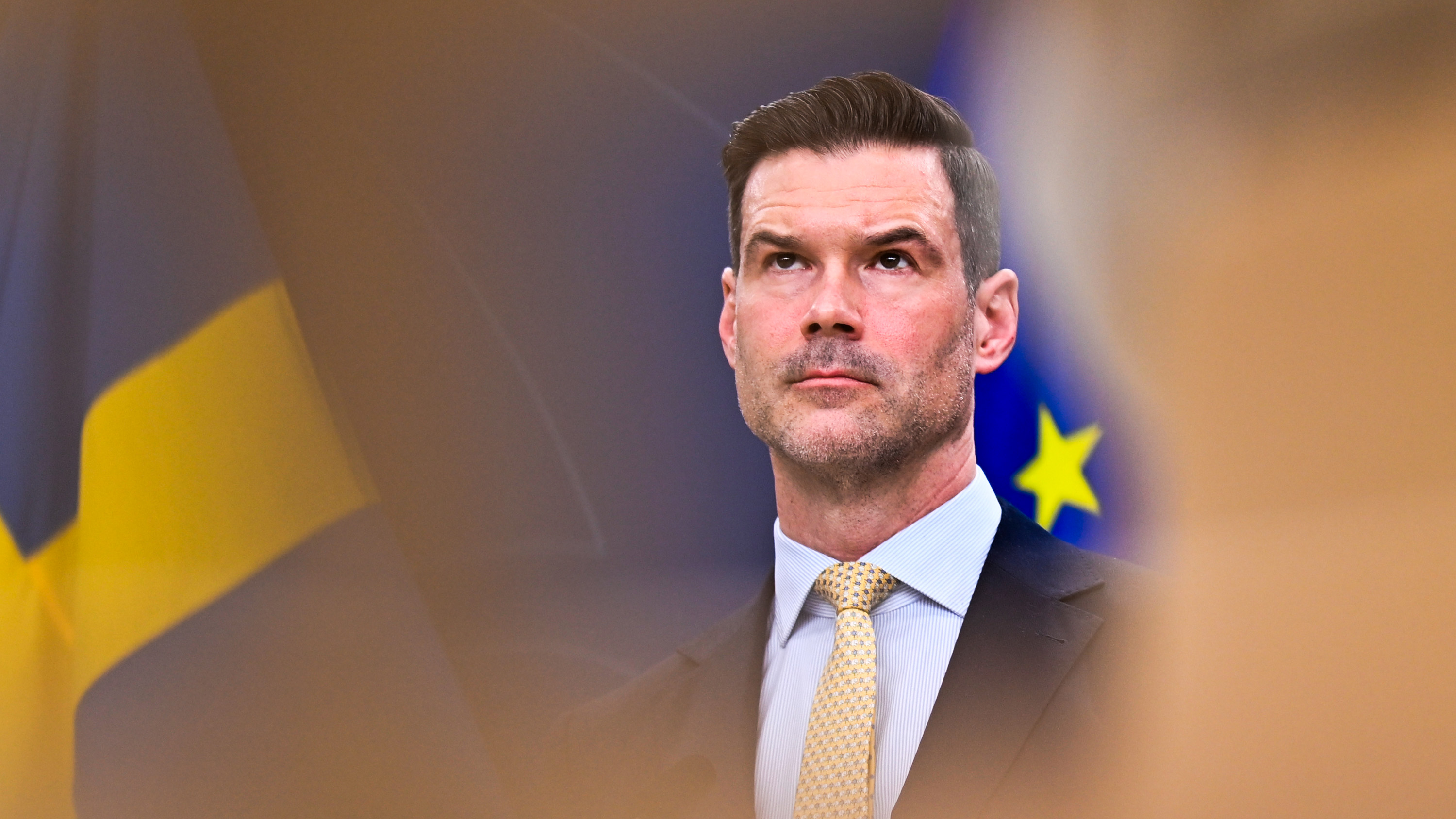 Johan Forssell, migrationsminister (M), under pressträffen där förslag på ett nytt vandelskrav för uppehållstillstånd presenteras.