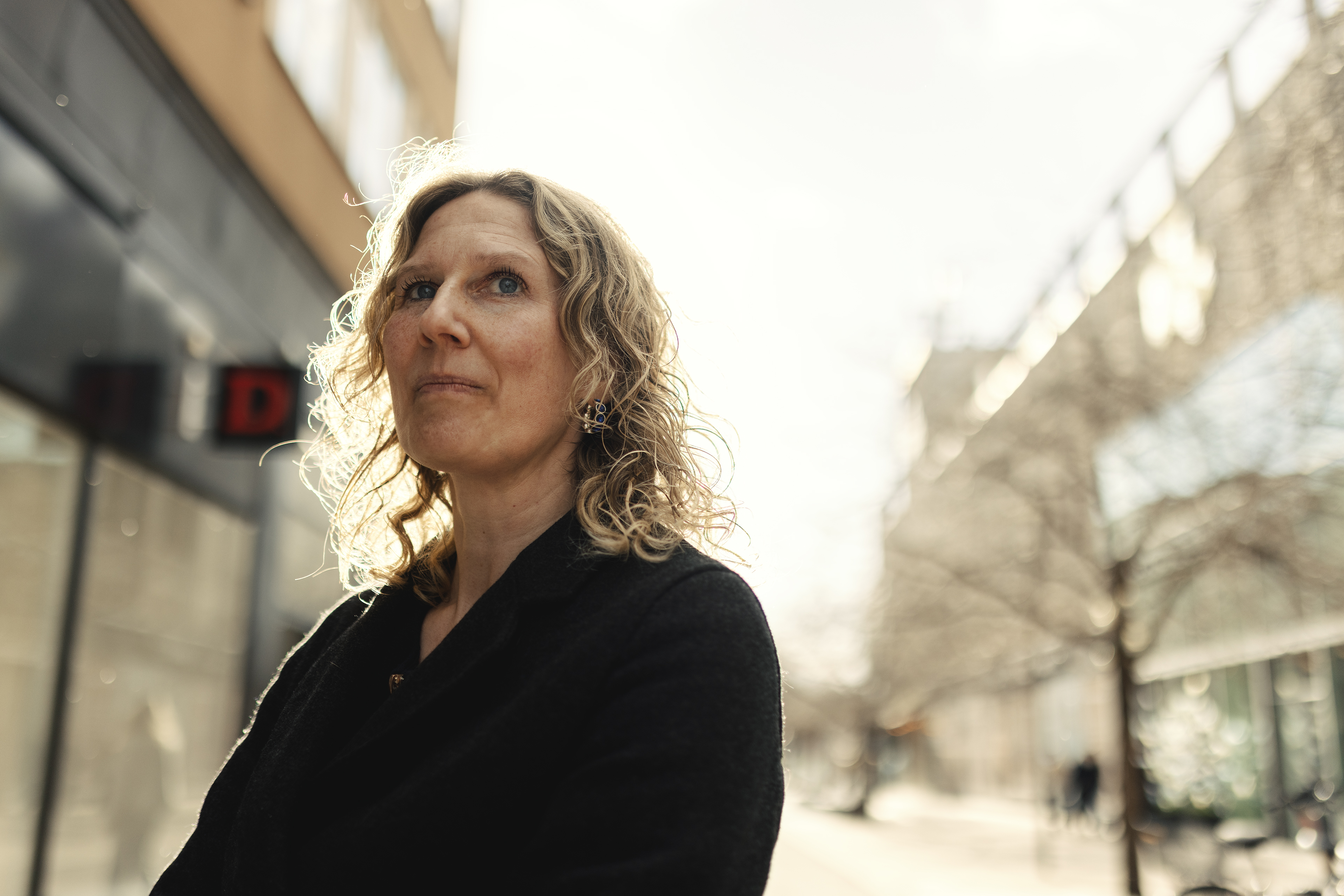 ”Jag trodde på det också en gång, att kriminalitet drevs på av fattigdom. Idag har vi odemokratiska krafter om driver på kriminaliteten.” Det är en av de åsikter som Sofie Wiklund har omvärderat efter att hon gått från S till M.