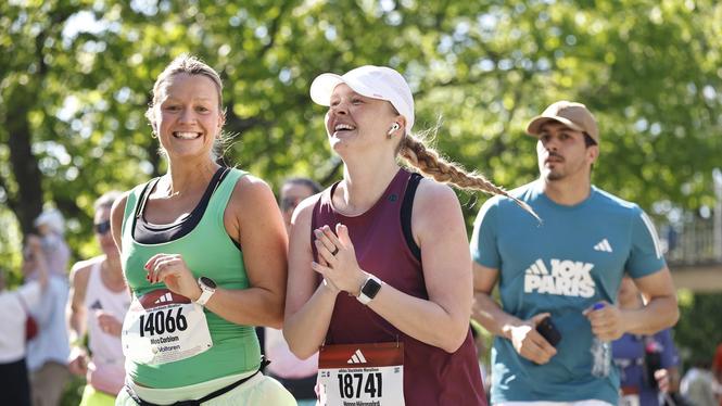Namnet på läkemedlet syns på deltagarnas nummerlapp.