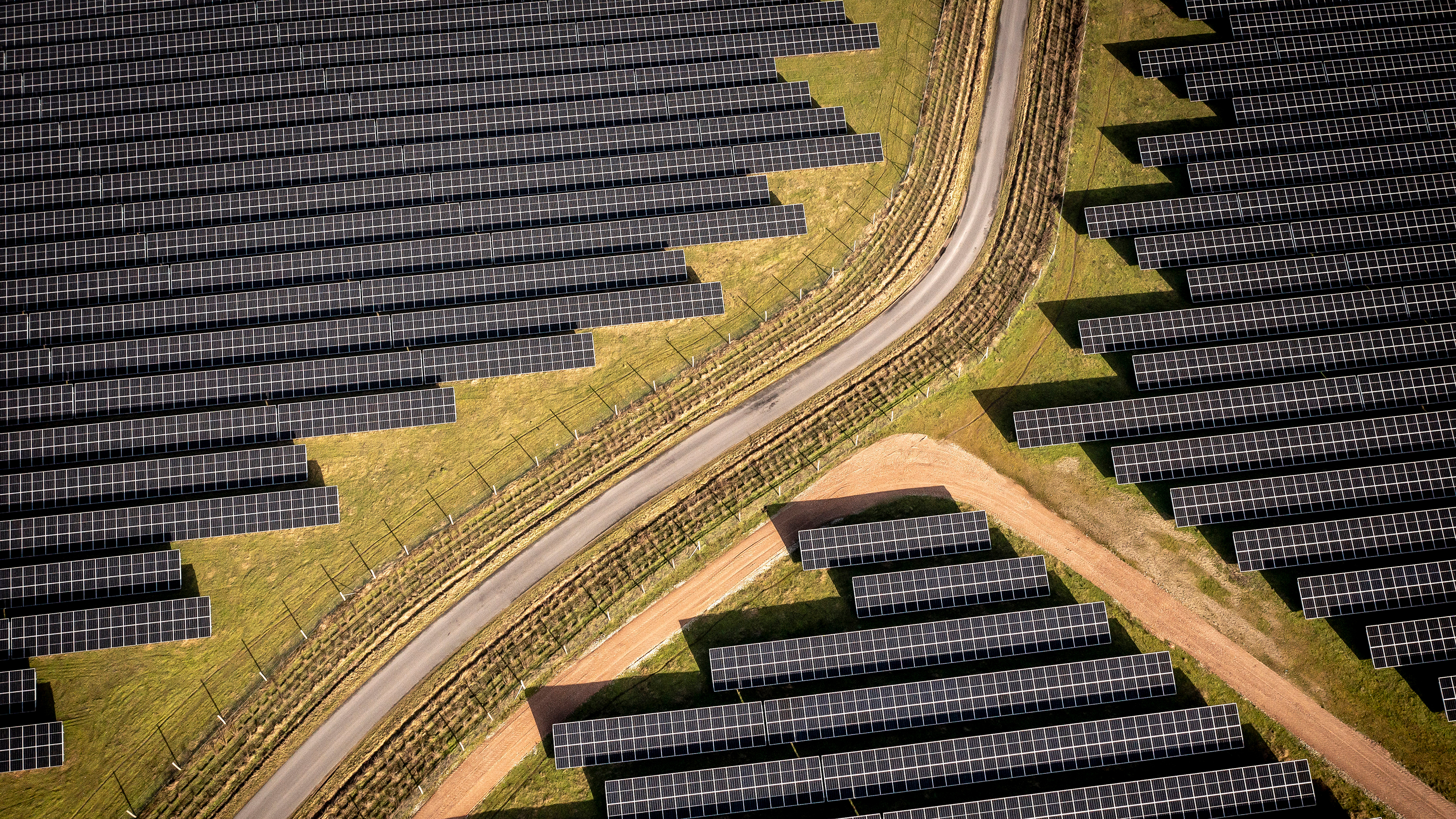 340 hektar solcellspanaler i södra Danmark.