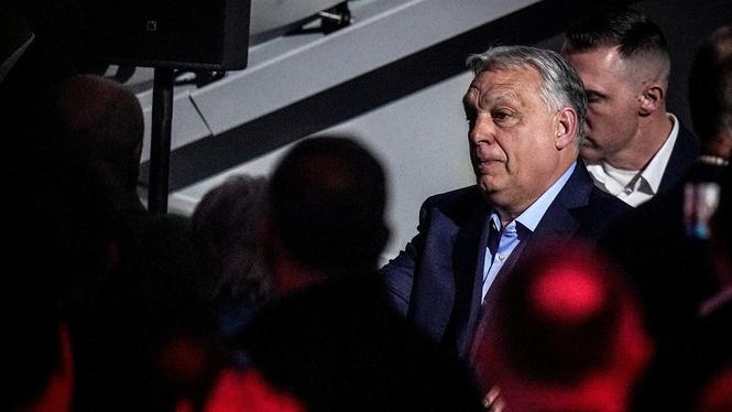 Viktor Orbán medgav förlust i det ungerska valet.