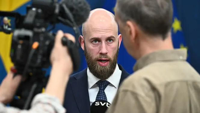 Carl-Oskar Bohlin (M), ministern för civilt försvar.