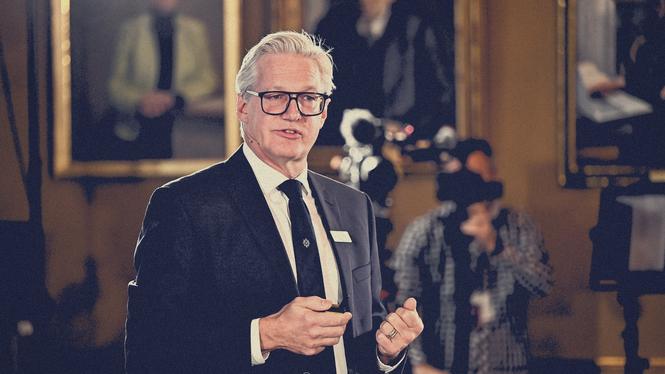 Enligt Jan Teorell har Sverige ett konstitutionellt granskningssystem för solskensdagar, och frågan är vad som händer om vi får ovädersdagar.