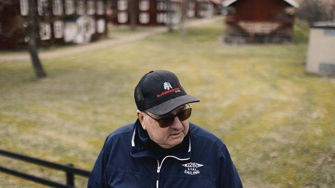Bengt-Åke Nilsson är känd som eldsjäl i Björneborg, nu hoppas han att krutfabriken ska ge orten nytt liv.