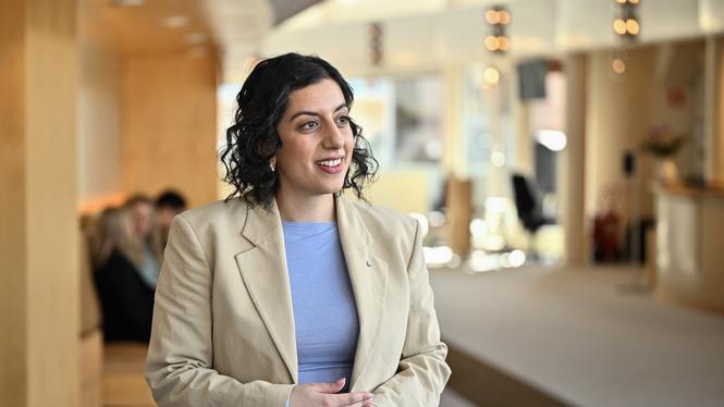 Liberalernas partiledare Simona Mohamsson (L) i samband med en pressträff i riksdagen där partiet presenterar sin valkampanj inför riksdagsvalet.