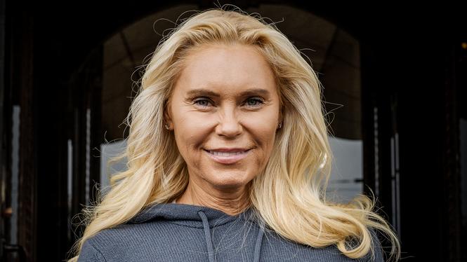 När Dagens ETC ställer följdfrågor vill hon stoppa publiceringen: ”Du kommer gråta.”