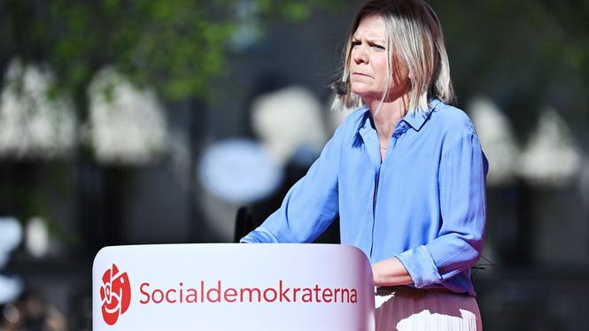 Socialdemokraternas partiledare Magdalena Andersson (S) första maj-talar på Norra Latins skolgård vid Norra Bantorget.