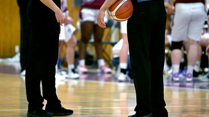 ”När Pirates kliver upp i SBL gör vi det med ambitionen att kvinnor ska vara en självklart del av huvudscenen i svensk basket”, skriver basketklubben Onsala Pirates.