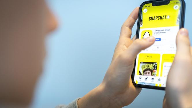 Två tonåriga pojkar spred hat och uppmanade till våld mot judar och invandrare, på Snapchat. Nu döms de till ungdomsvård.
