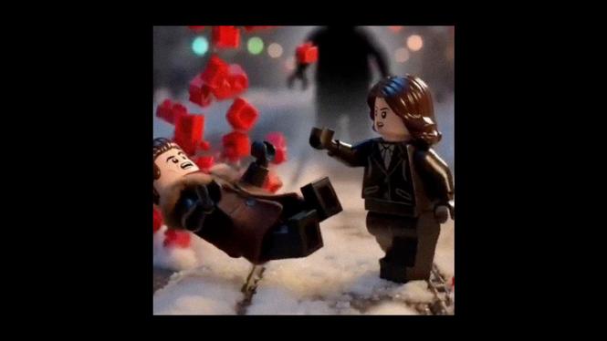 Legobitar som ska föreställa blod flyger när Olof Palme mördas. Filmen som återskapar mordet på den svenska statsministern har publicerats av den iranska ambassaden på plattformen X. 