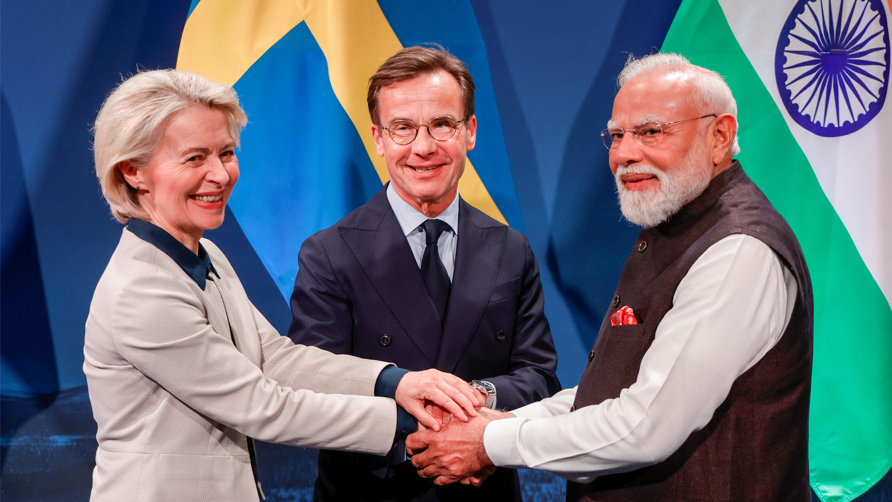 EU-kommissionens ordförande Ursula von der Leyen, Sveriges statsminister Ulf Kristersson, och Indiens premiärminister Narendra Modi, efter pressträffen i Göteborg, söndag 17 maj.