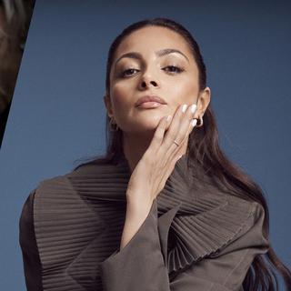 ”i jakten på tittarsiffror riskerar SVT nu att legitimera fientlighet mot just den grupp det en gång gjordes för att lyfta”, skriver Elaf Ali.