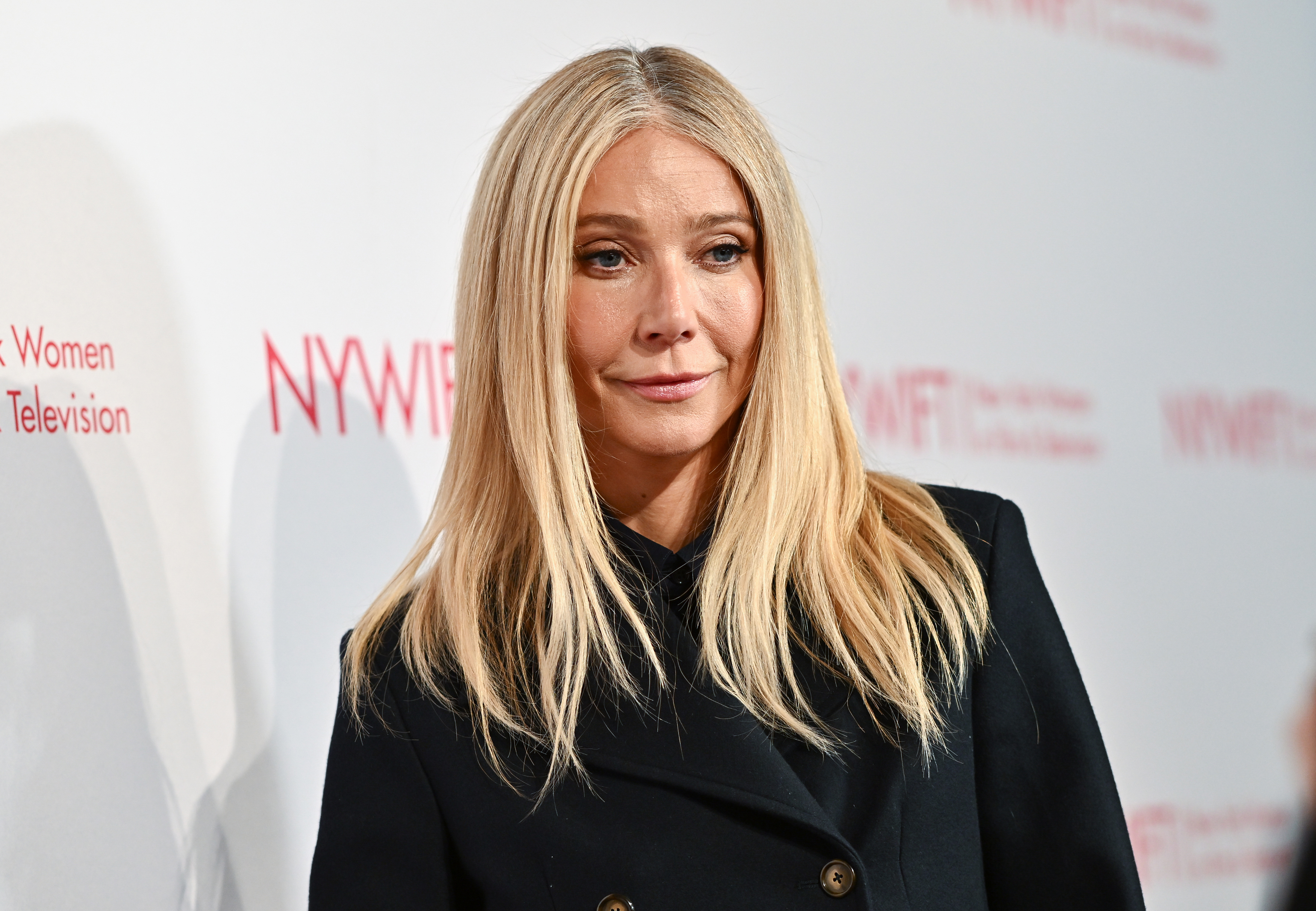 Gwyneth Paltrow under Women in Film and Television-galan i New York i mars.