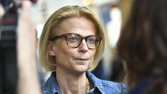 Finansminister Elisabeth Svantesson (M) har tidigare uppgett till Aftonbladet att regeringen inte har lagt sig ärendet om Braathens senaste rekonstruktion.