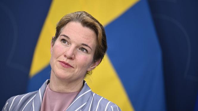 I september kan EU-kommissionen lägga fram ett förslag om åldergräns för sociala medier. Liberalernas Lina Nordquist är mycket positiv.