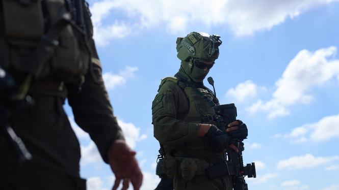 Israel bygger mur inne i Gaza